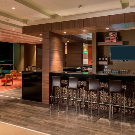 Hampton By Hilton Cali Hotell Exteriör bild